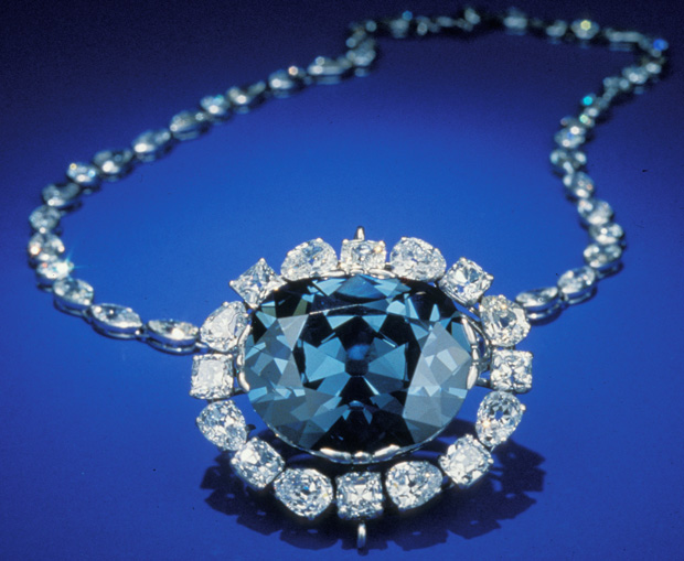 blue sapphire necklace