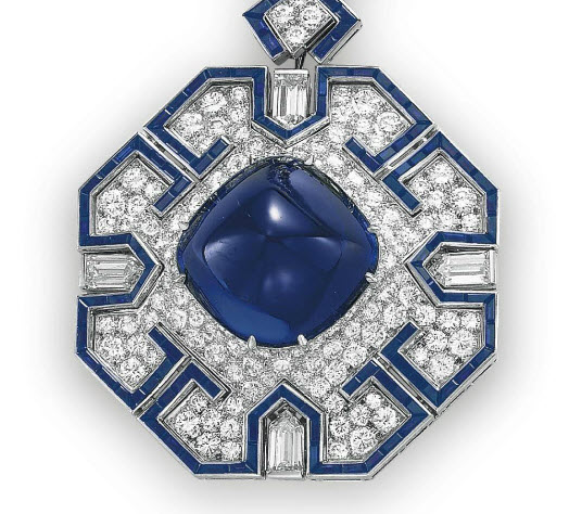 blue sapphire sautoir closeup