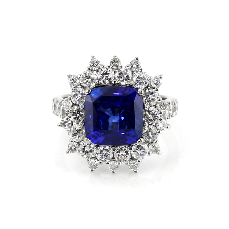 Traditional Blue Sapphires Fit Right in with Pantone Color of the Year 2020: Classic Blue