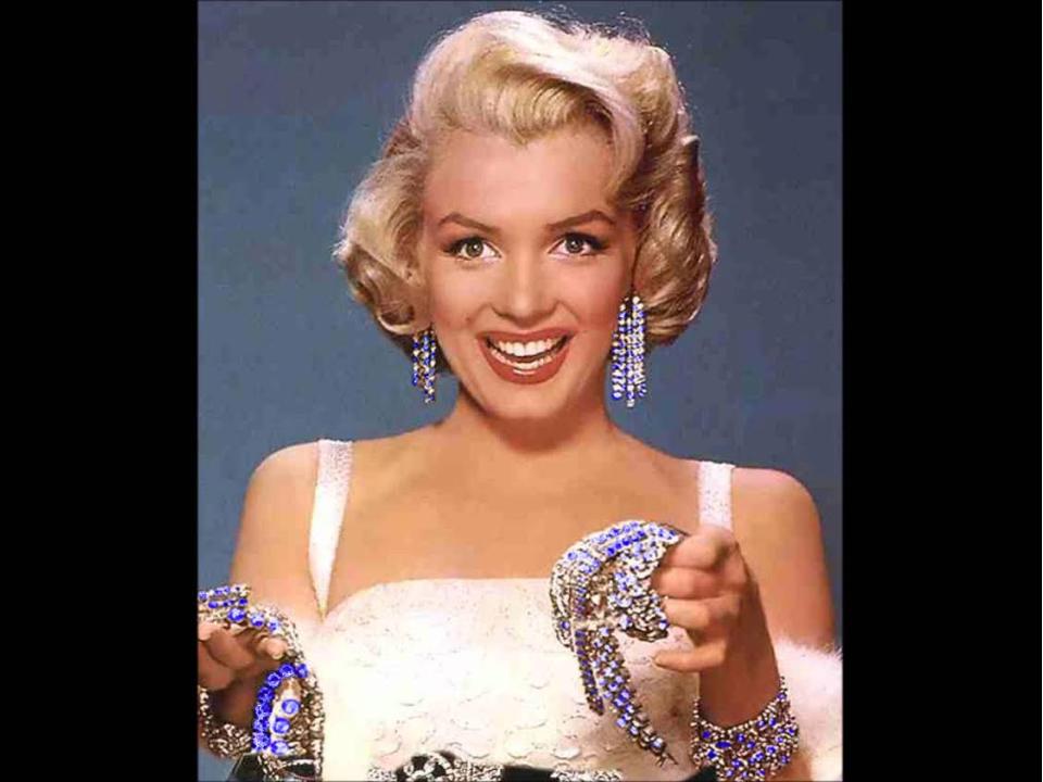 marilyn-monroe-sapphires (2)