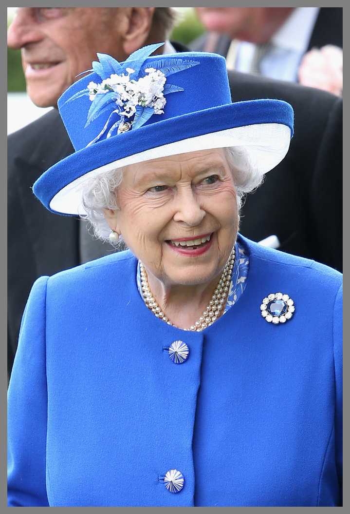 queen-elizabeth-prince-albert-sapphire-brooch (1) copy